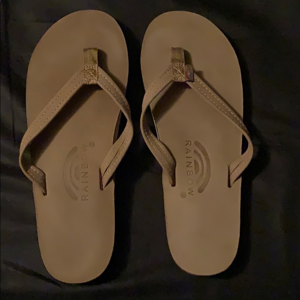 Women’s Rainbow Leather flip flops size 7.5